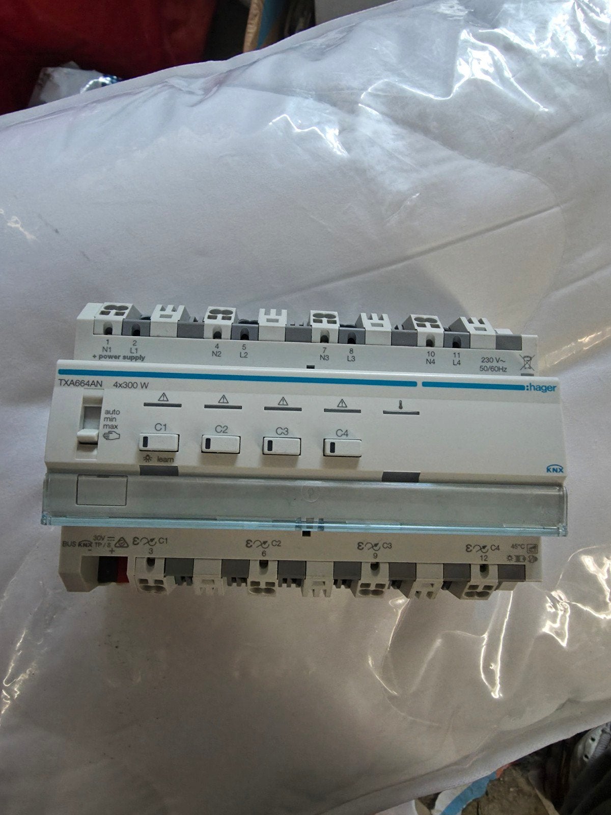 Hager knx dimactor 4v  txa 664an, Ophalen