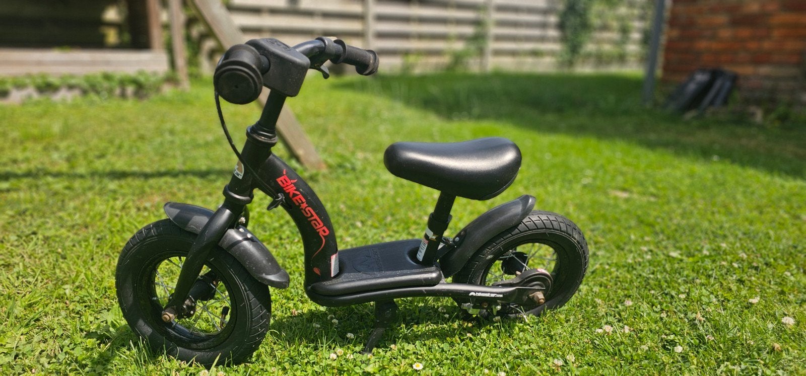 Stoer loopfietsje, Ophalen