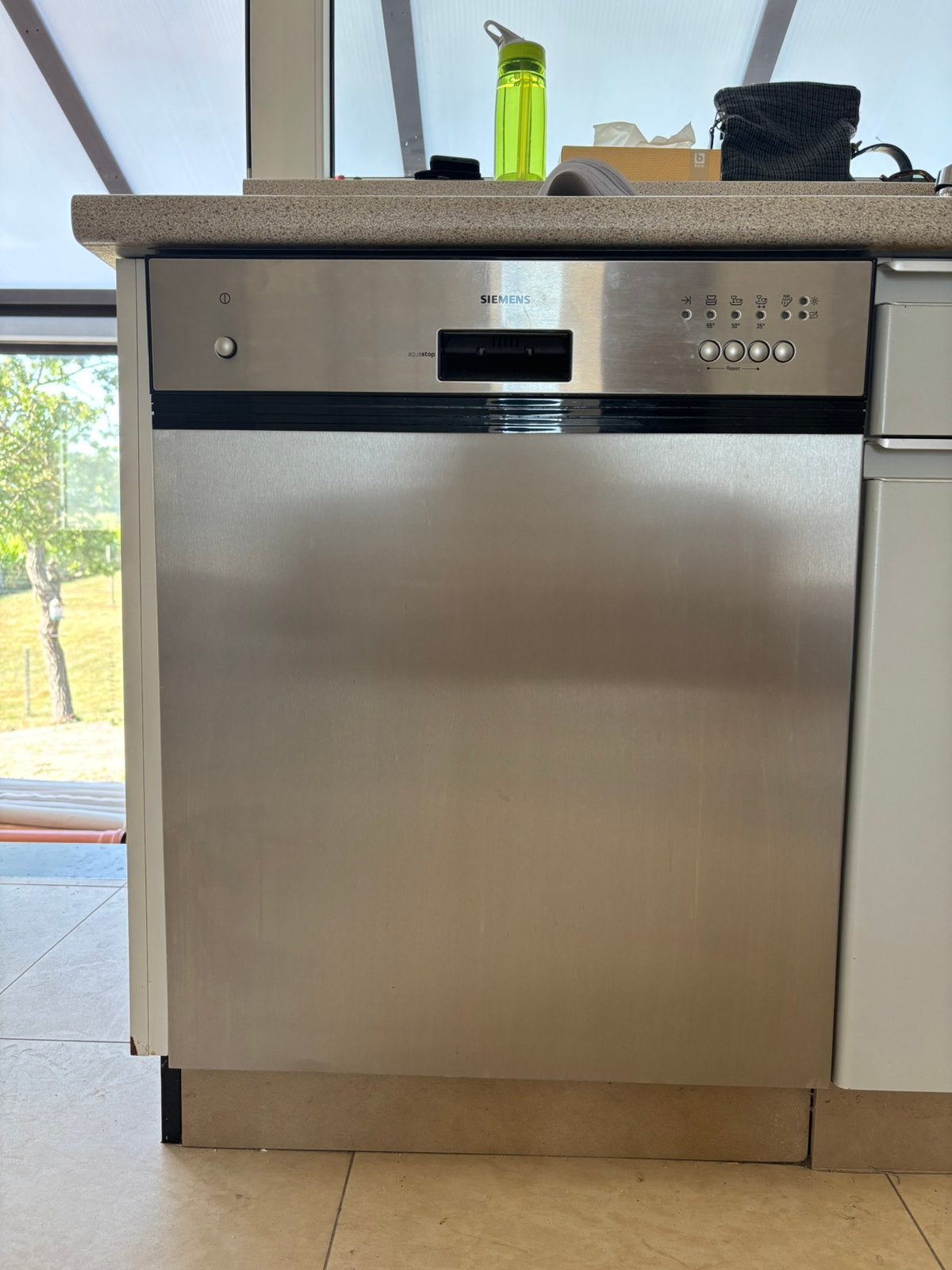 Lave-vaisselle Siemens Pose Libre / Encastrable (Inox), Enlèvement, Utilisé, 10 à 14 litres, 45 à 60 cm