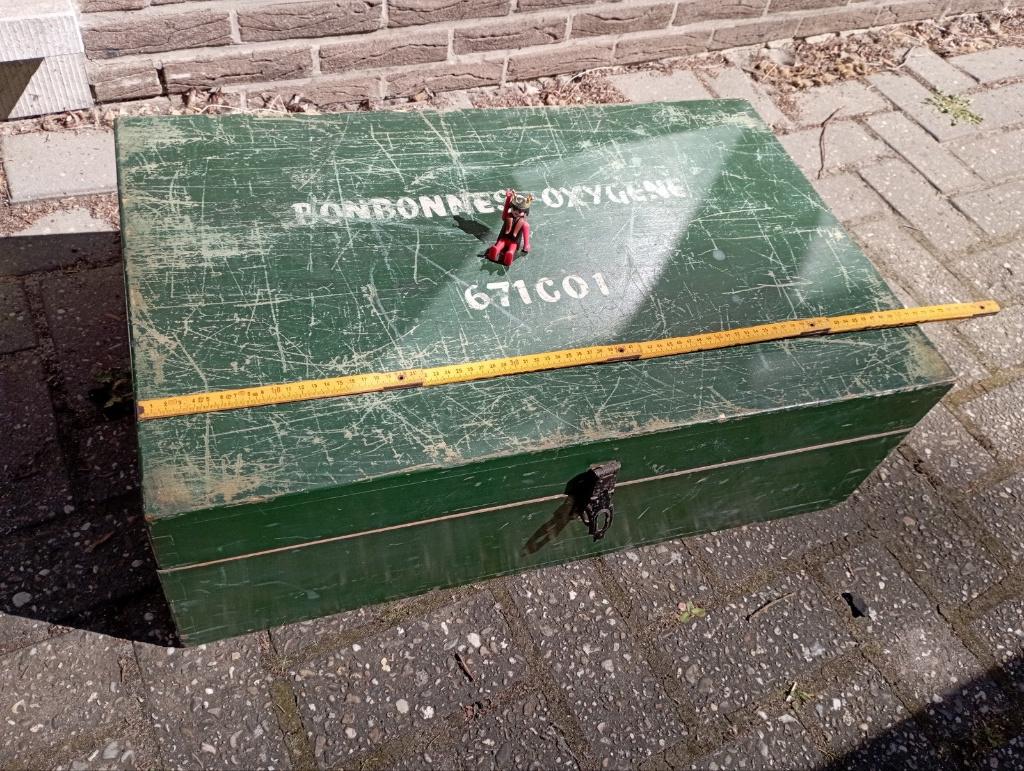 686) grote houten kist ( enkel afhalen te Tremelo ), Huis en Inrichting, Woonaccessoires | Kisten, Minder dan 50 cm, Minder dan 50 cm