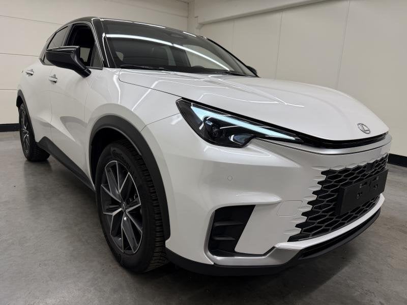 Lexus LBX Emotion, Auto's, Lexus, 1498 cc, LBX, Wit, Te koop