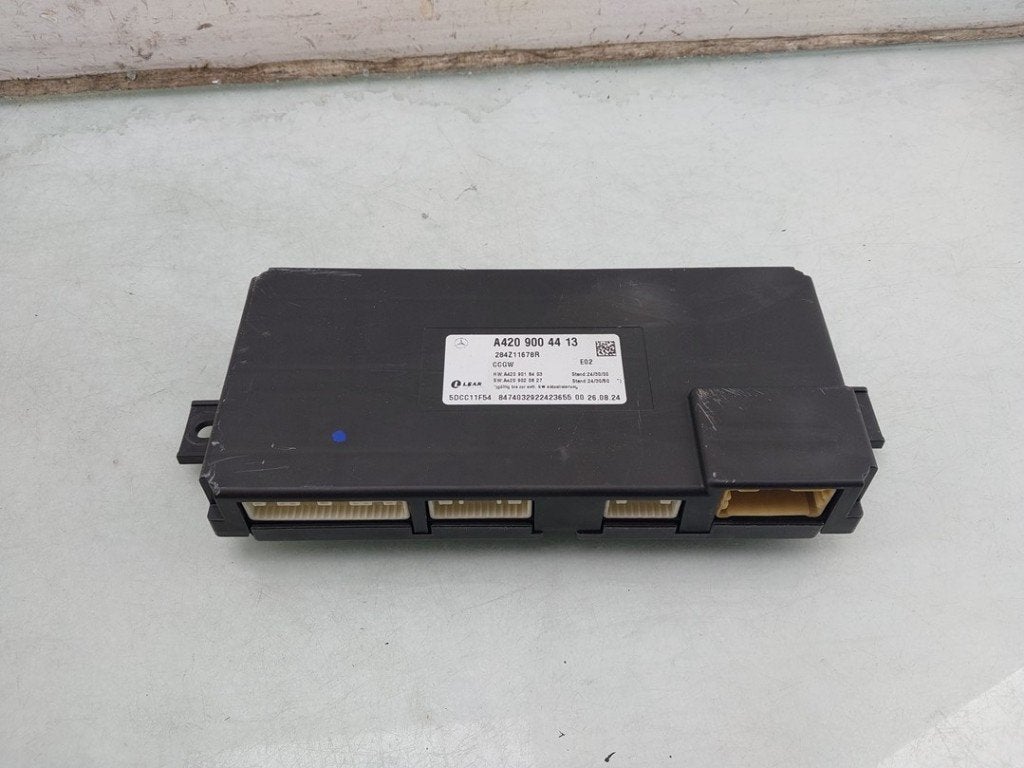 COMPUTER DIVERSEN Mercedes-Benz Citan (420.6) (01-2021/-), Gebruikt, Mercedes-Benz, Dialog.mb@mercedes-benz.com, Mercedes-Benz AG