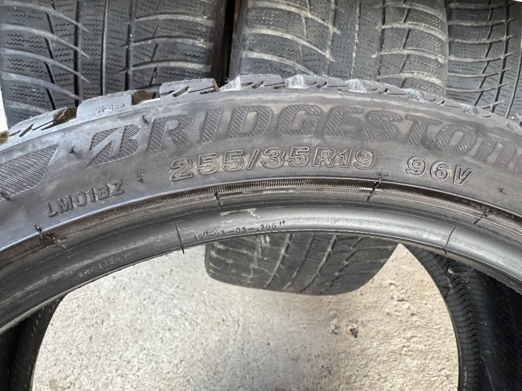4 winterbanden in nieuwstaat, Auto-onderdelen, Banden en Velgen, 255 mm, Nieuw, Winterbanden, Band(en)