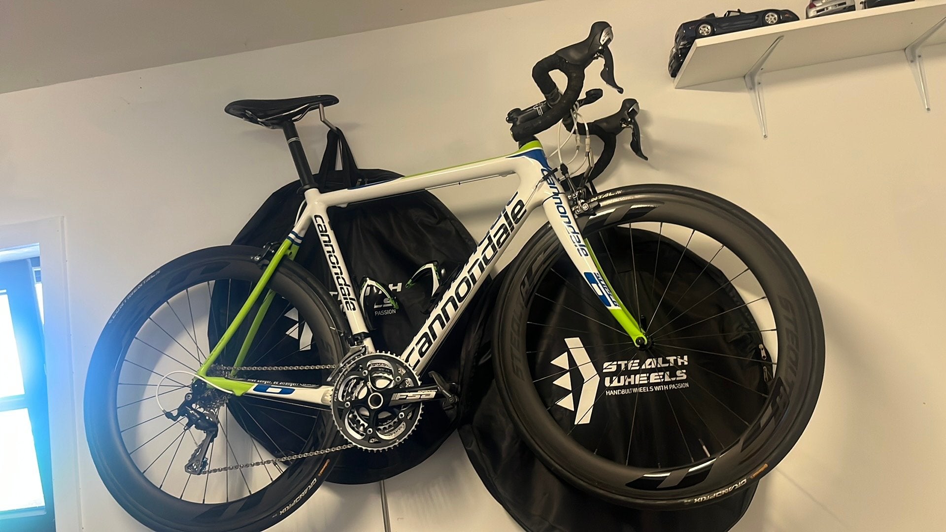 Conondale super six carbon, Fietsen en Brommers, Ophalen, Zo goed als nieuw