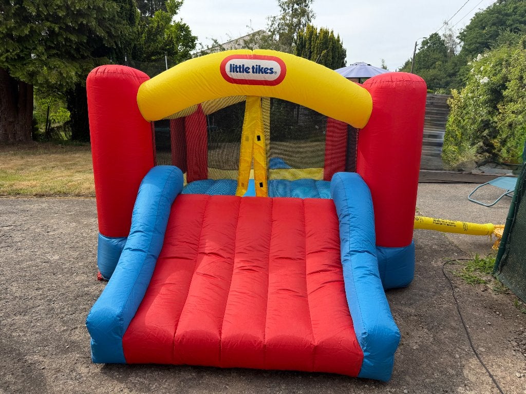 Springkasteel Little Tikes, Kinderen en Baby's, Speelgoed |Speelgoedvoertuigen, Ophalen, Gebruikt