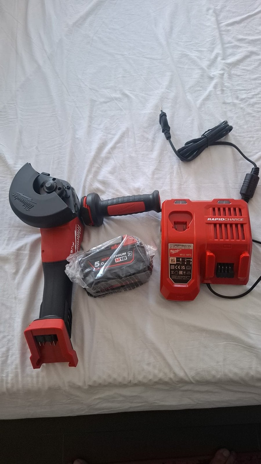 Slijpmachine Milwauskee FSAG125, Doe-het-zelf en Bouw, Ophalen, Zo goed als nieuw