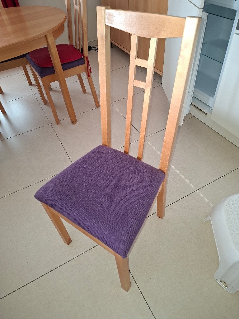 Lot de 8 chaises de salle à manger, Autres couleurs, Bois, Bois avec assises textile violettes, Enlèvement