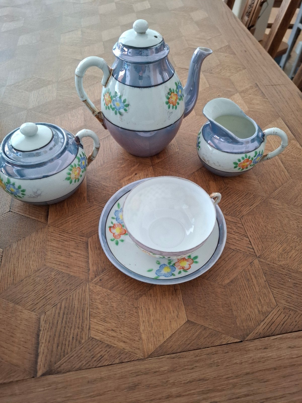 koffie servies, Ophalen