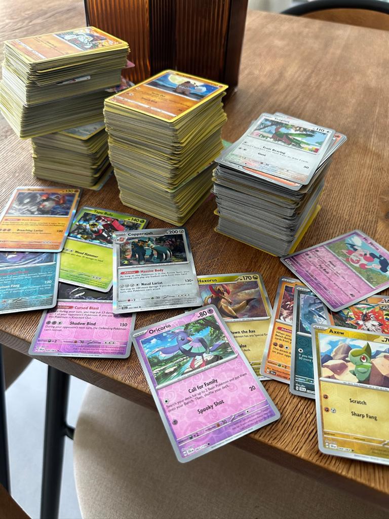 Pokémon kaarten bundel – 100 kaarten mixed sets – holo incl, Hobby en Vrije tijd, Verzamelkaartspellen | Pokémon, Ophalen, Zo goed als nieuw