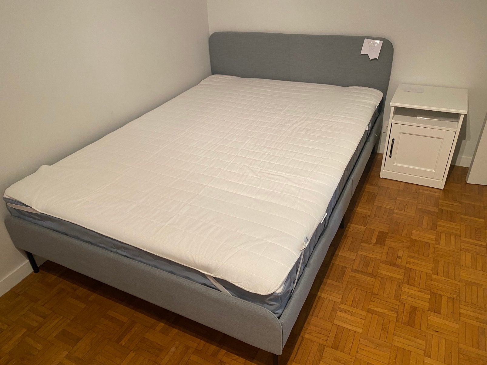 Bed, Ophalen, Eenpersoons, 140 cm, Zo goed als nieuw