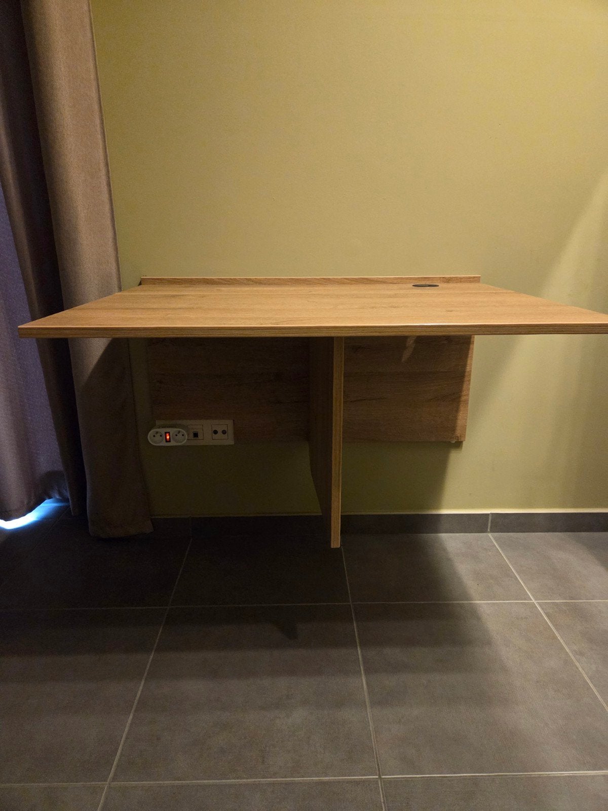 klaptafel, Ophalen, Zo goed als nieuw, Bruin, Hout