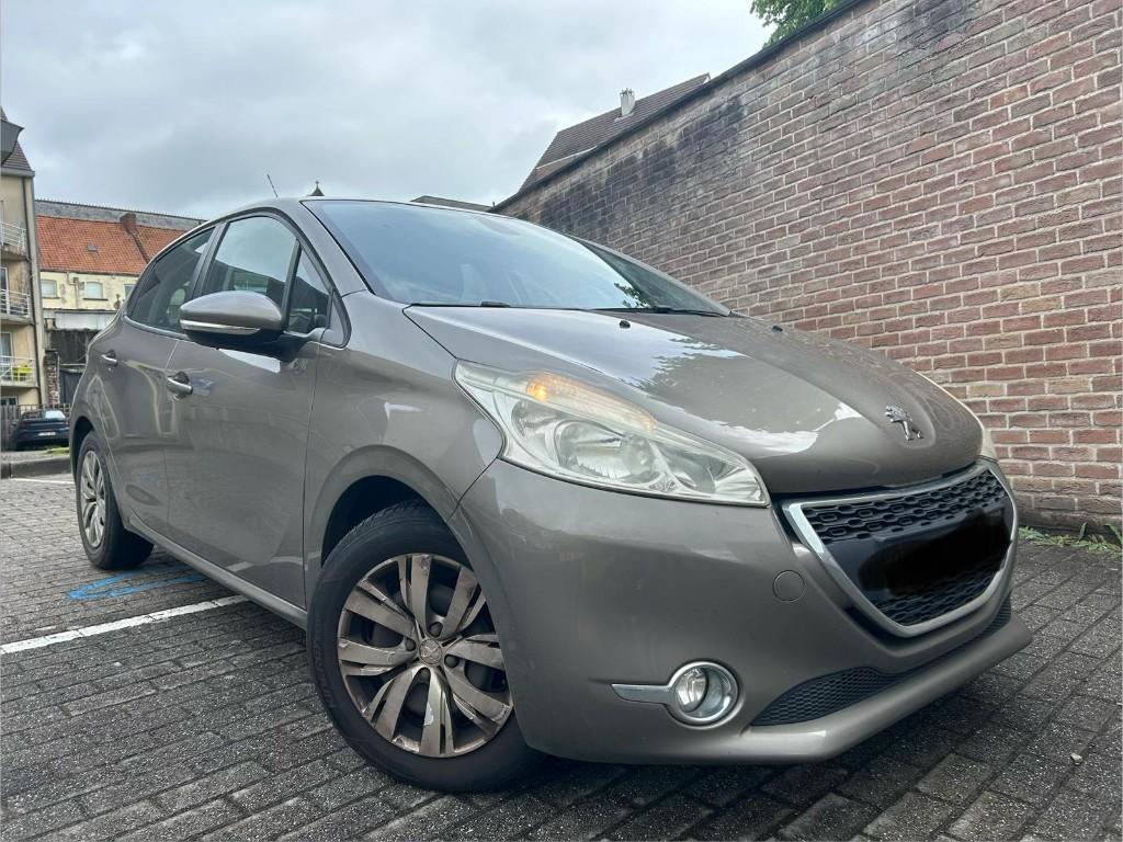 Peugeot 208 1.2i 2014/GEKEURD VOOR VERKOOP+CARPASS/135 000KM, Auto's, Euro 5, Stof, 1199 cc, Beige