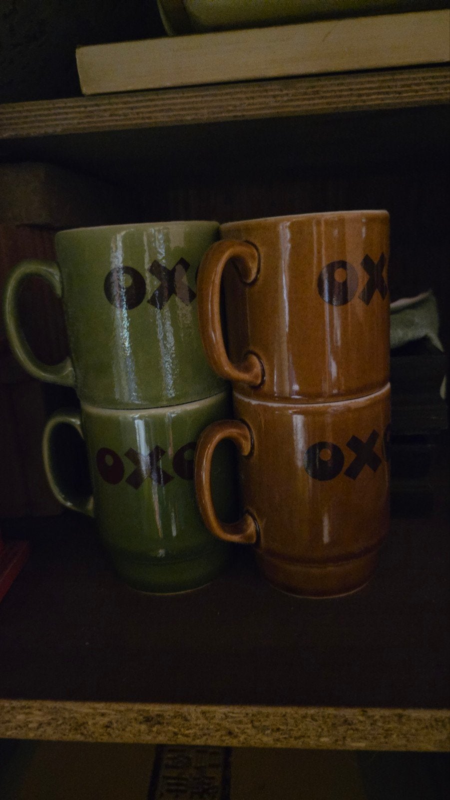 ​Set van 4 vintage OXO keramieken bekers / mokken, Maison & Meubles, Neuf, Enlèvement ou Envoi, Mug, Autres marques