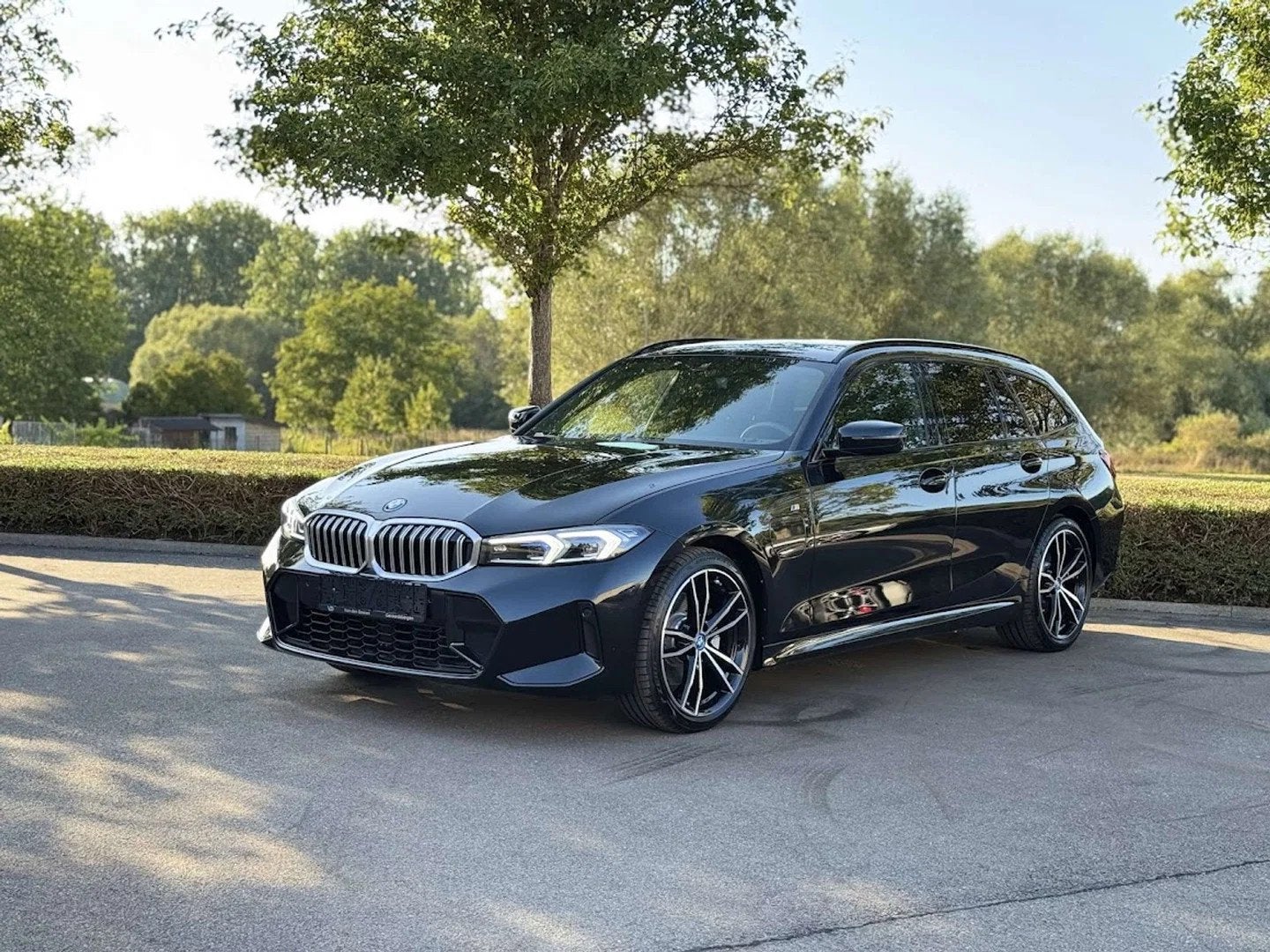 BMW 3 Serie 320 e Touring M Sport / PANO / HUD / CAM / BLIND, Autos, Achat, Euro 6, Entreprise, Noir