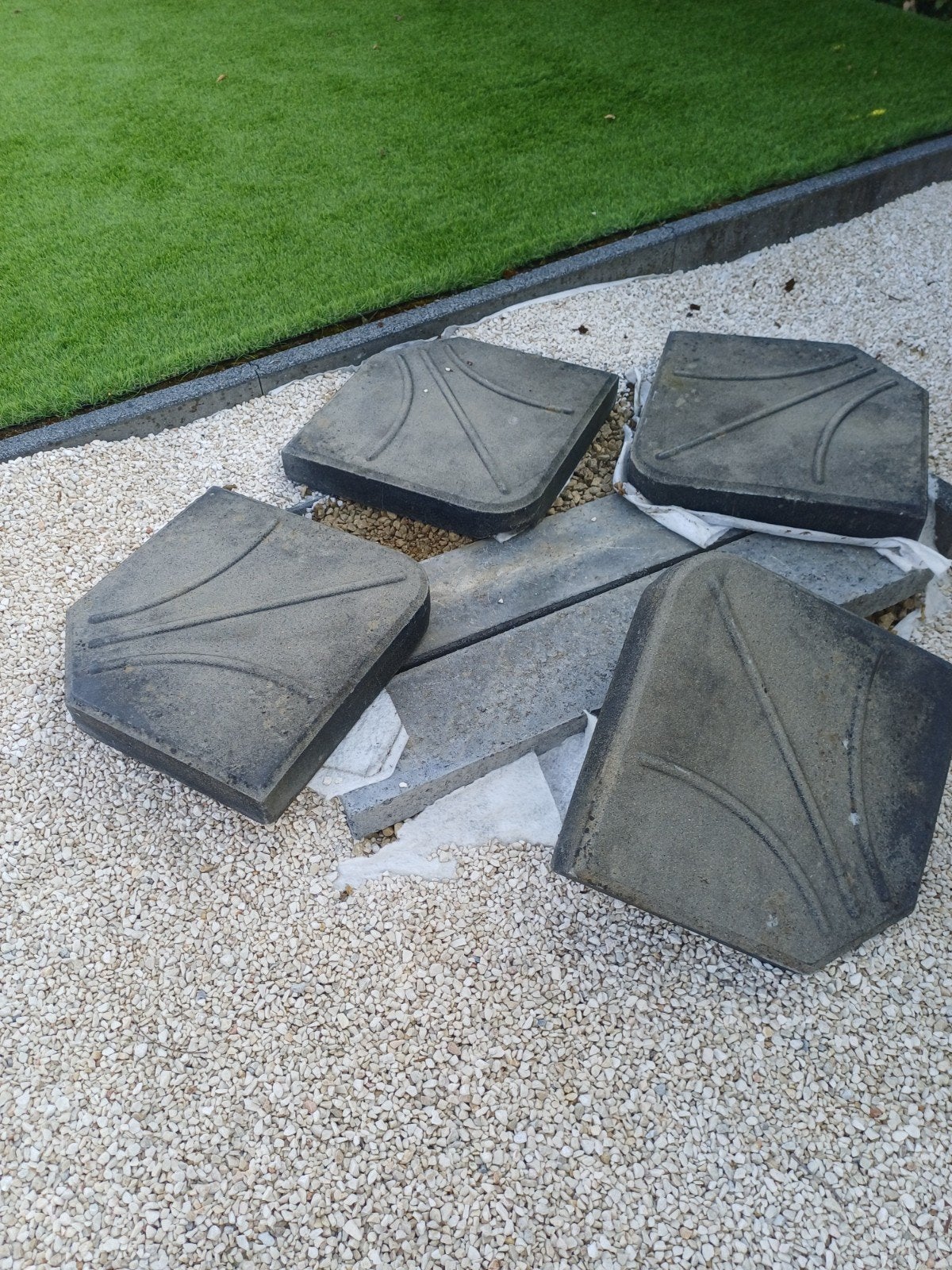 stenen parasolvoet, Tuin en Terras, Ophalen, Parasolvoet