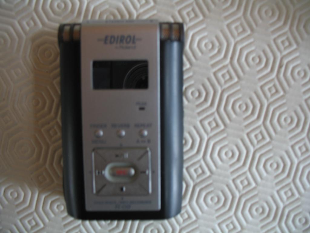 Edirol R-09 Digitale 24 bits Recorder, Audio, Tv en Foto, Bandrecorder, Ophalen