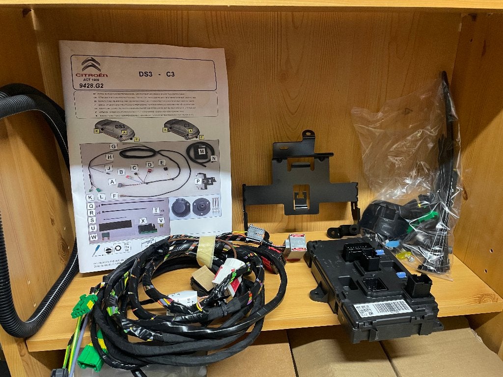 c3 kabelset trekhaak + module ds3, Enlèvement ou Envoi, Neuf