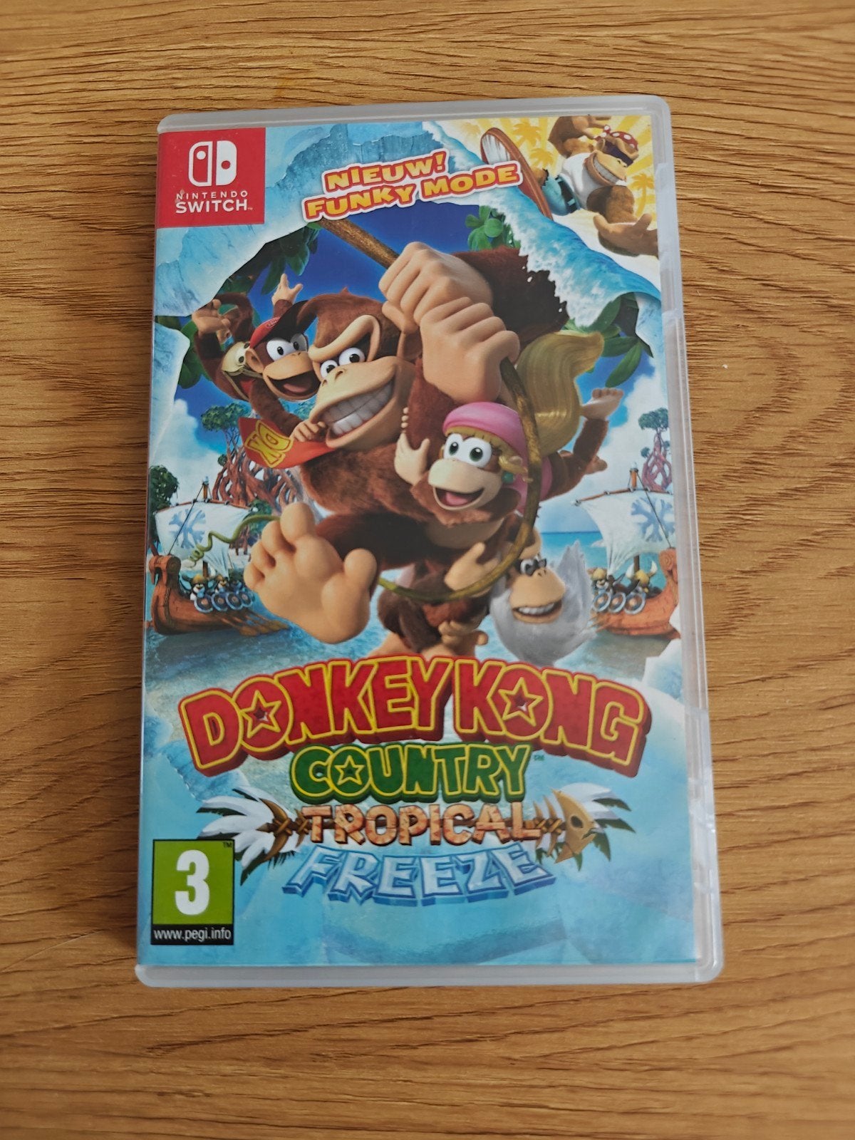 Donkey Kong Country Tropical Freeze - Nintendo Switch, Games en Spelcomputers, Ophalen of Verzenden
