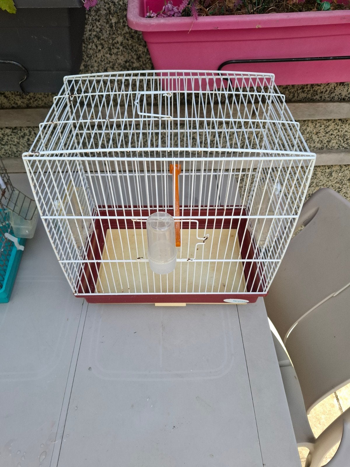 une Cage pour oiseaux