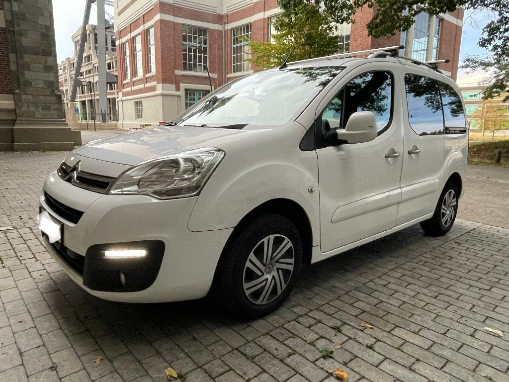 Berlingo 1.6 BlueHDI 100 5d Euro6 Automaat Multispace, Auto's, Citroën, Stof, Euro 6, 4 cilinders, 109 g/km
