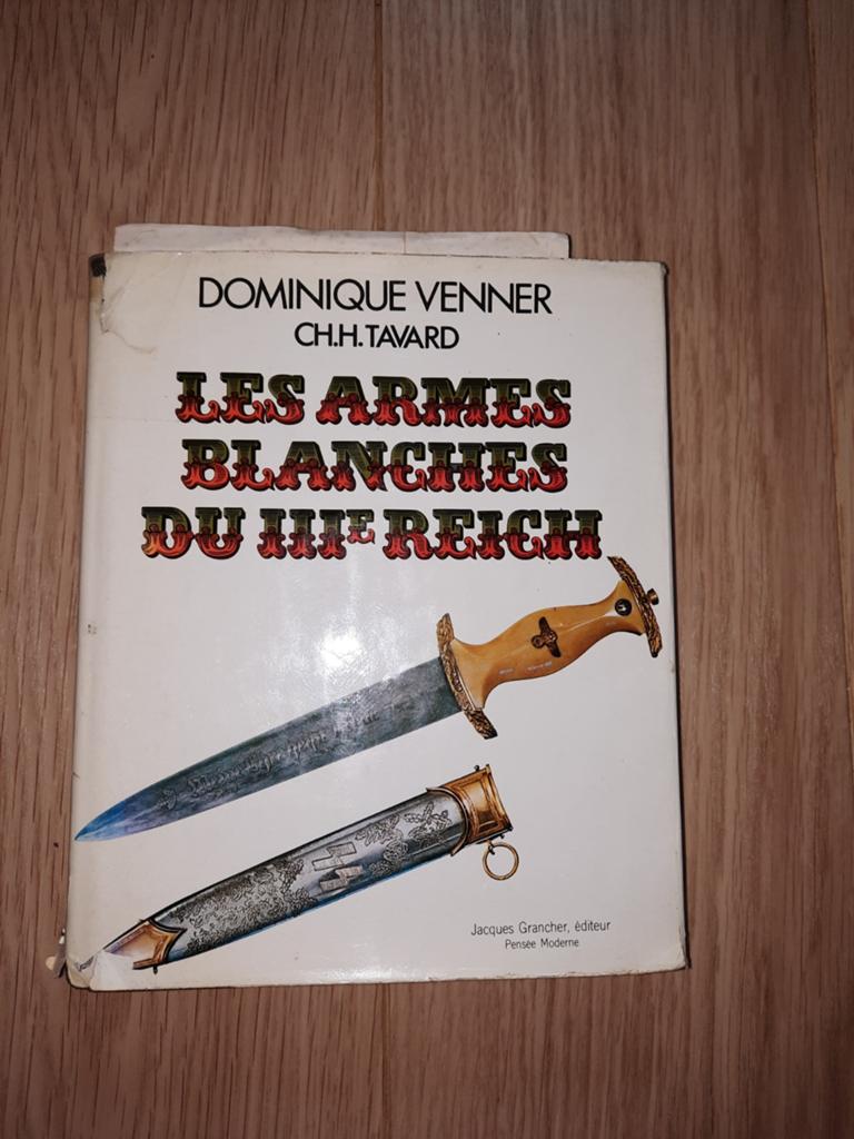 Les armes blanches du IIIe Reich, Enlèvement ou Envoi