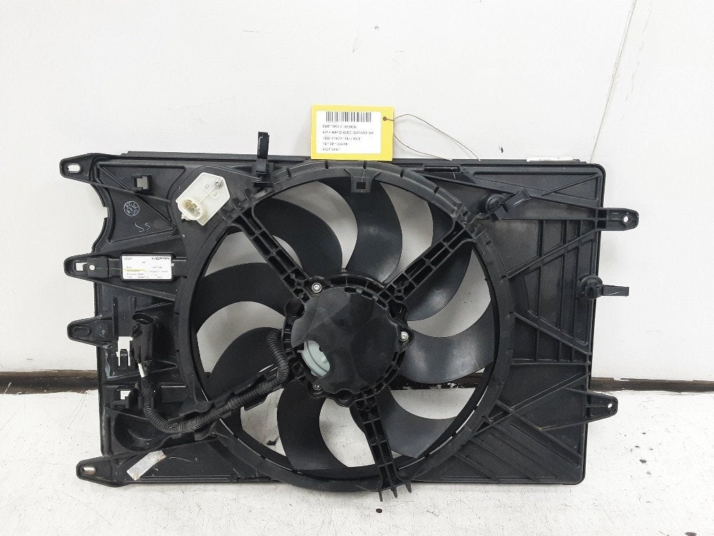 KACHEL VENTILATORMOTOR Tipo (356H / 357H) (00520824550), FCA Germany GmbH, Gebruikt, IPC D1-09 Bahnhofsplatz
65423  Rüsselsheim am Main, DE