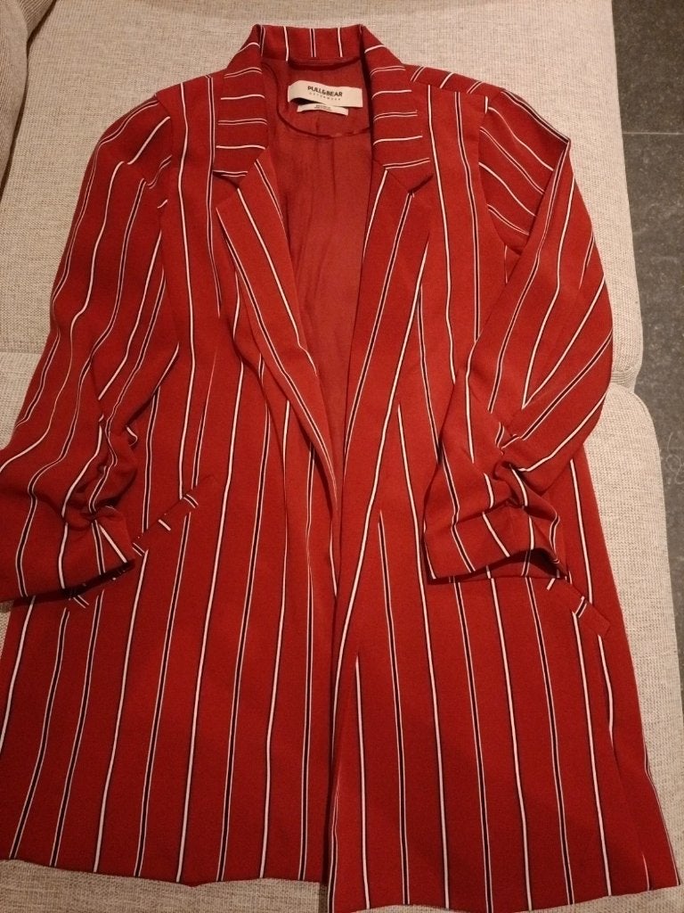Blazer bordeaux rayé Pull&Bear – S – à réparer, Enlèvement ou Envoi, Porté, Taille 36 (S), Rouge