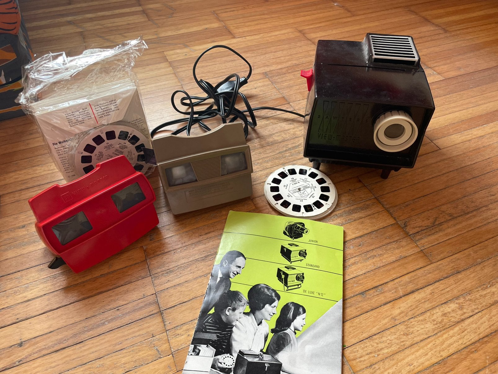 View-Master - projecteur et deux lecteurs, Enlèvement