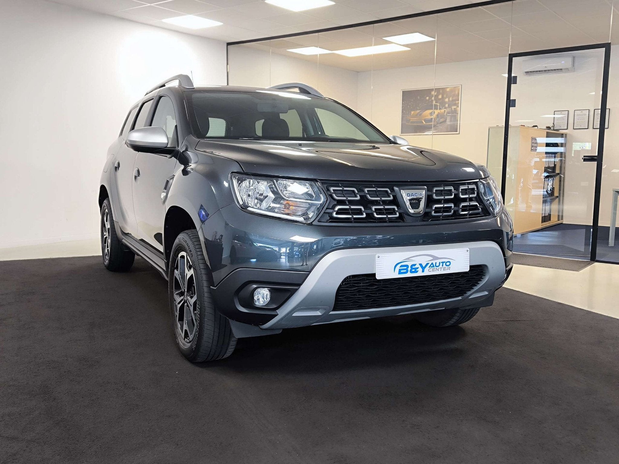 Dacia Duster LPG 1.0 ECO-G Prestige Navi / Carplay / Camera, Voorwielaandrijving, Gebruikt, Duster, https://public.car-pass.be/vhr/f4b51138-1ecf-46ec-97f4-d78b5cf27373