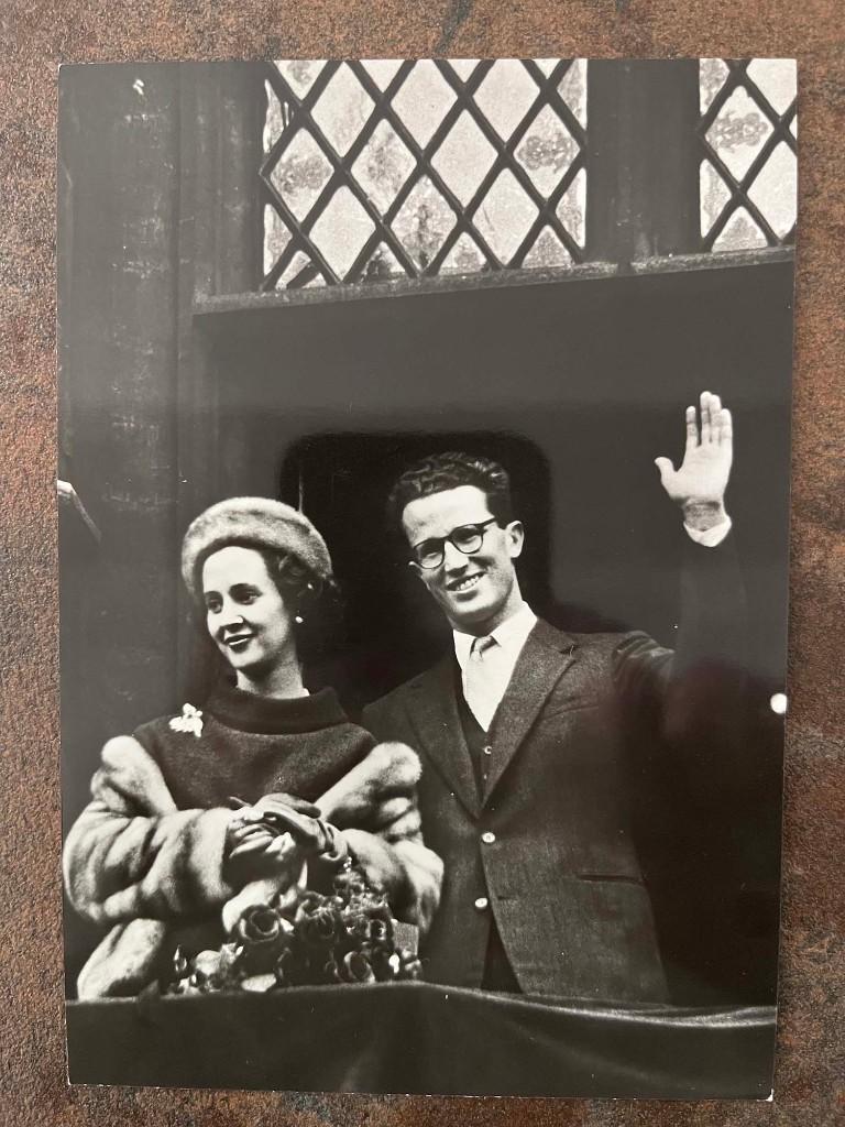 Zeldzame Vintage Postkaart - Koning Boudewijn & Fabiola, Ophalen of Verzenden, Ongelopen