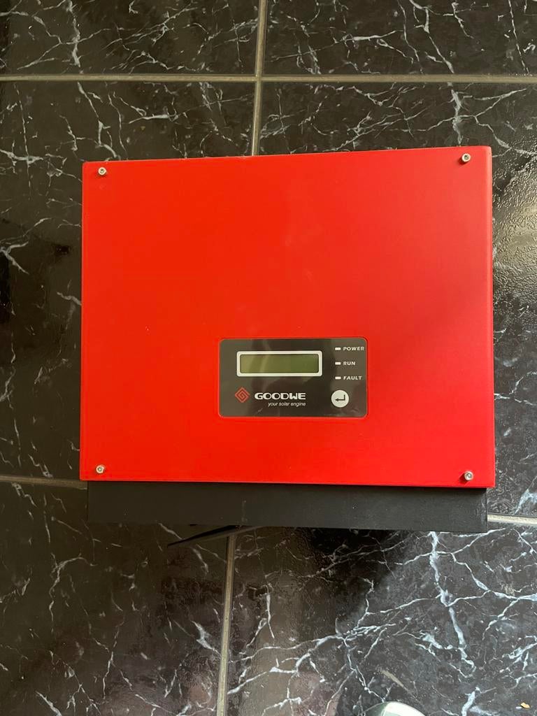 Goodwe omvormer 3200W, Ophalen, Gebruikt