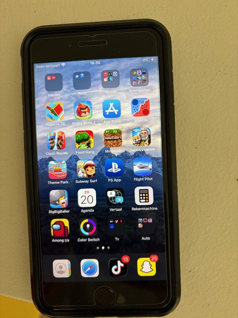 Iphone 8 Plus 64 Go en bon état + accessoires, Télécoms, Gris, Enlèvement, Utilisé, 64 GB