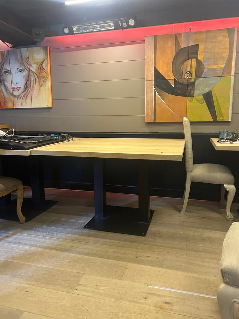 Horica tafel, Ophalen, Vierkant, Zo goed als nieuw, Vijf personen of meer