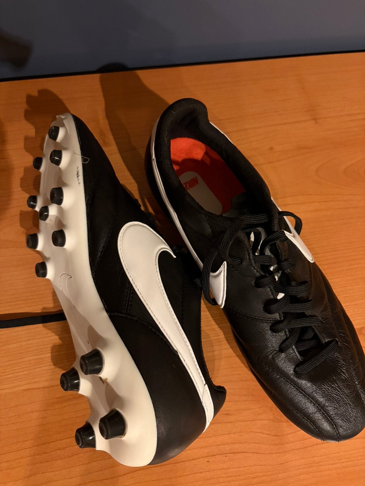 Zwarte Nike voetbalschoenen, Ophalen of Verzenden, Gedragen, Sportschoenen