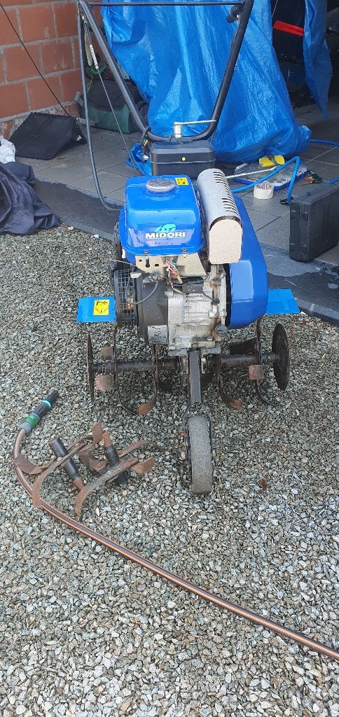 fraiseuse avec un moteur Yamaha décent de 6 CV, Enlèvement, Utilisé, Midori, Essence