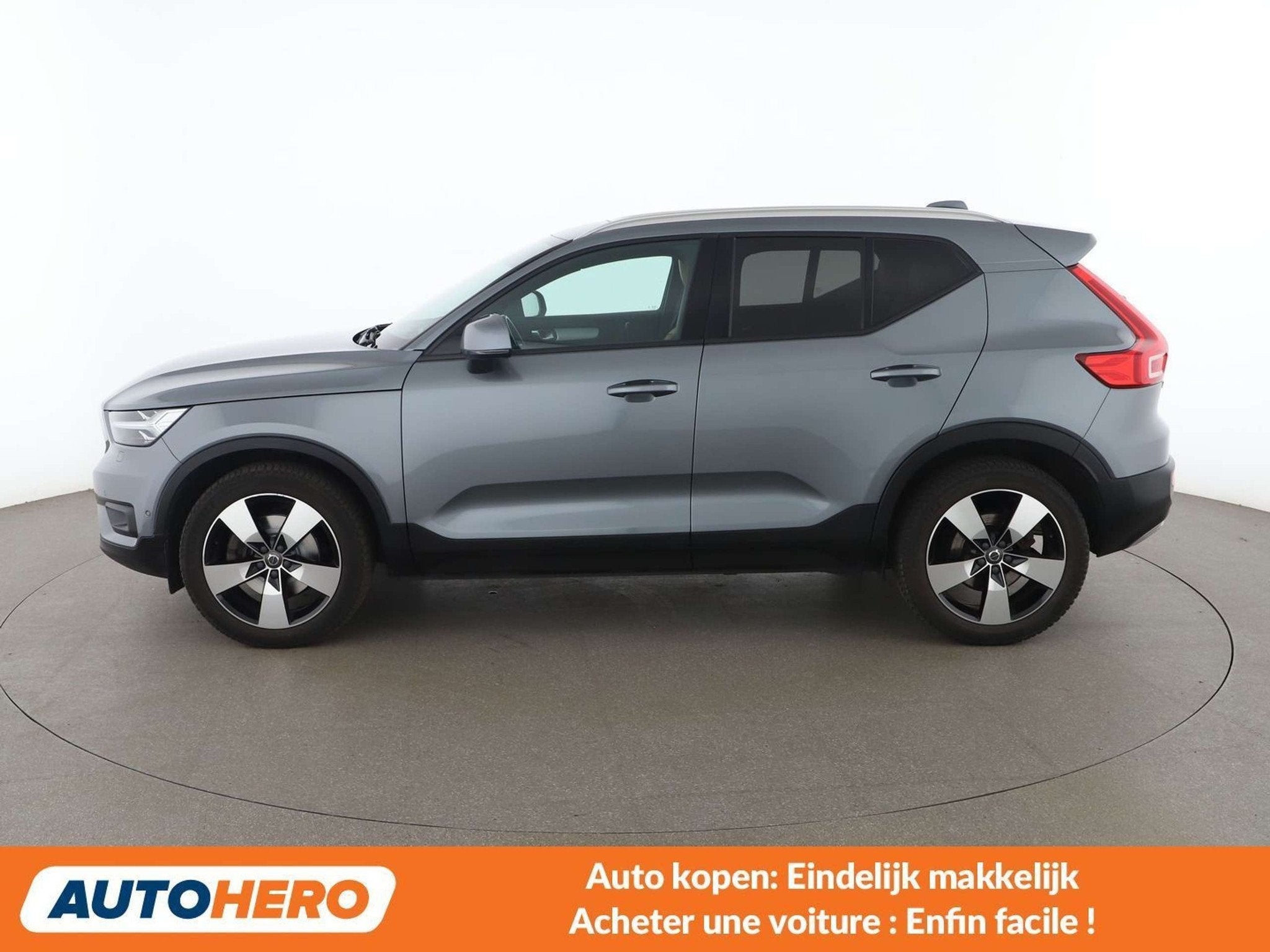 Volvo XC40 2.0 D4 First Edition AWD (automatique), Autos, Argent ou Gris, Achat, Euro 6, 5 portes