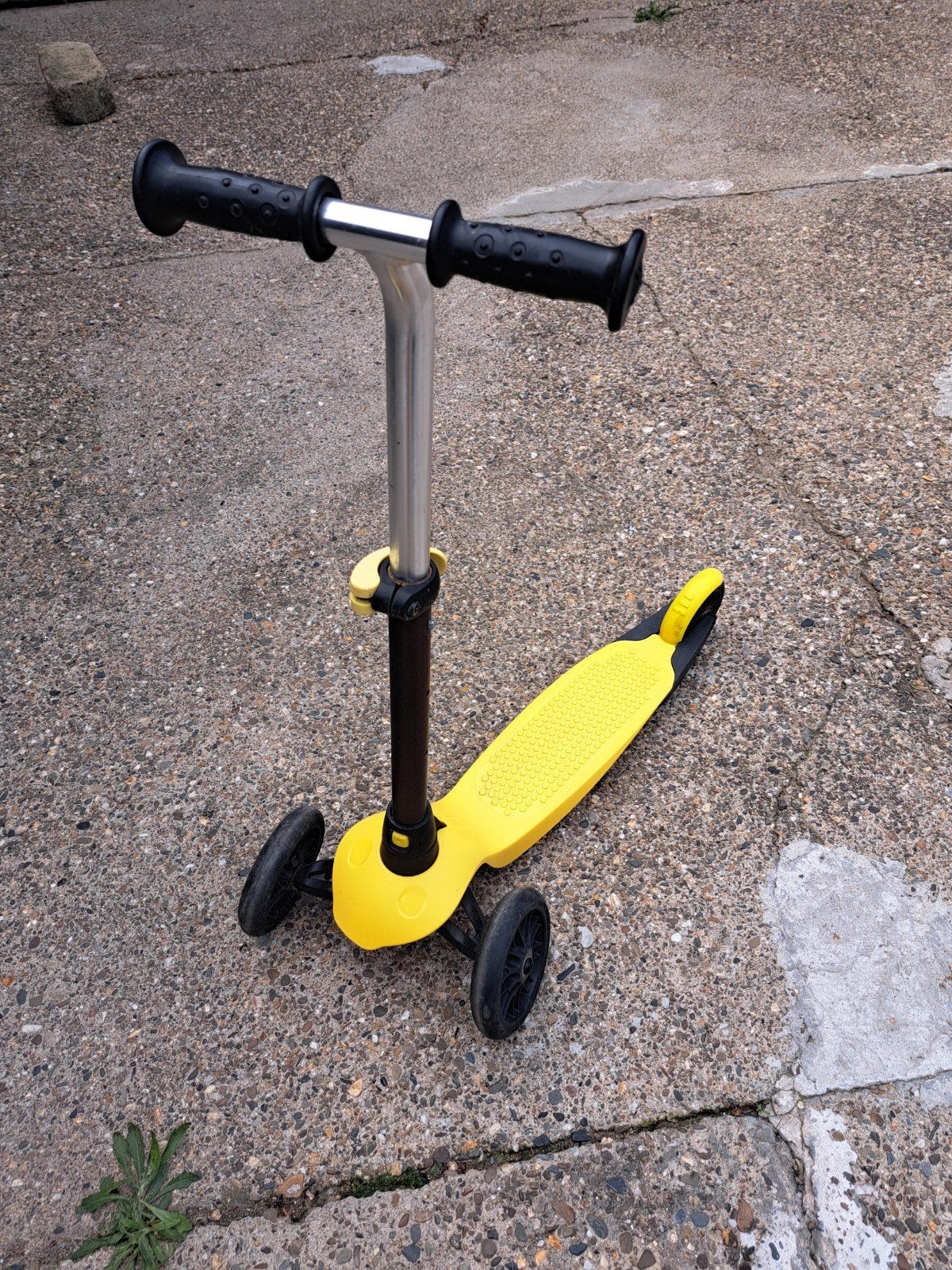 Kinderstep, Fietsen en Brommers, Ophalen, Zo goed als nieuw, Gewone step