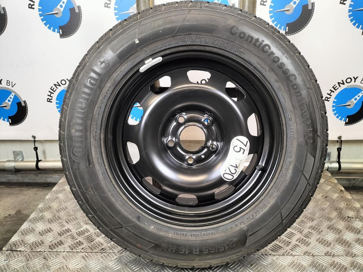 DACIA DUSTER VELG 403000414R 2018, Auto-onderdelen, Banden en Velgen, Nieuw, Ophalen of Verzenden, Band(en), Personenwagen
