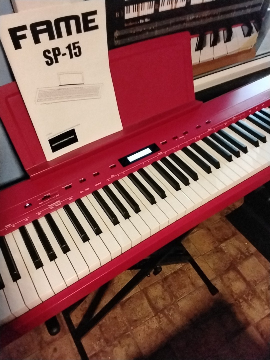 FAME SP 15 ROOD, Muziek en Instrumenten, Ophalen, Piano