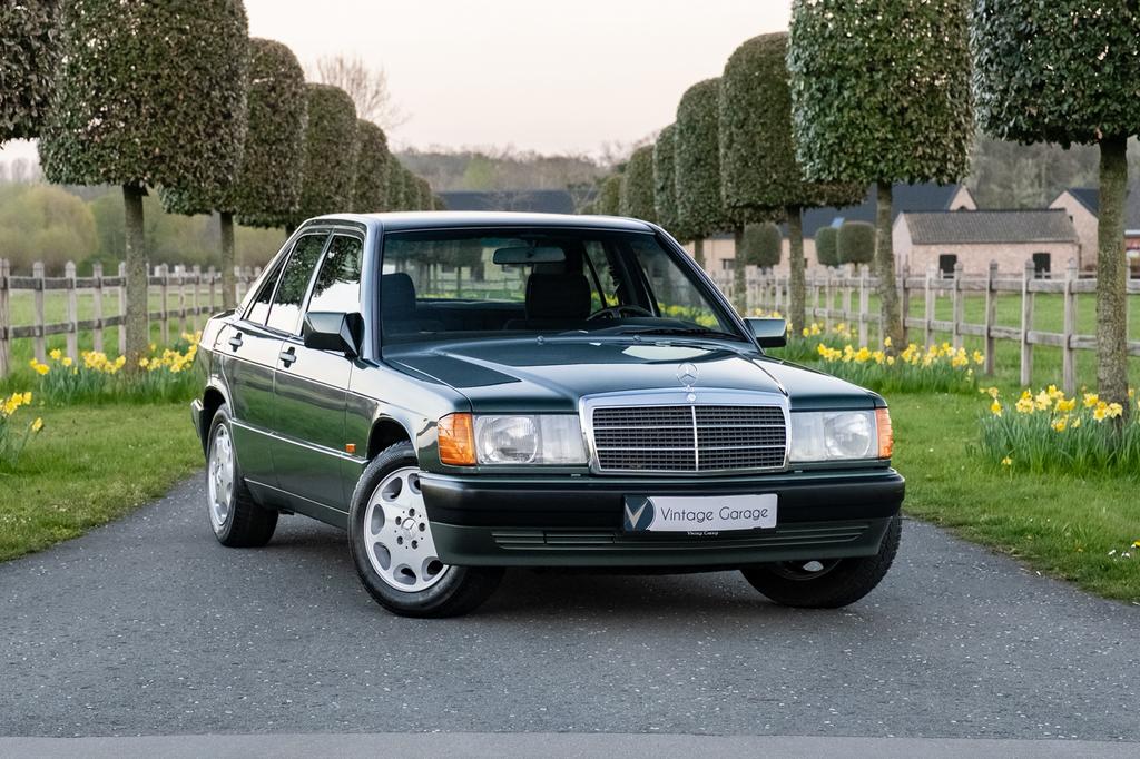 Mercedes-Benz 190E, 2.0, Manueel, Schuifdak, Auto's, Mercedes-Benz, 90 kW, 4 deurs, Zwart, 4 cilinders