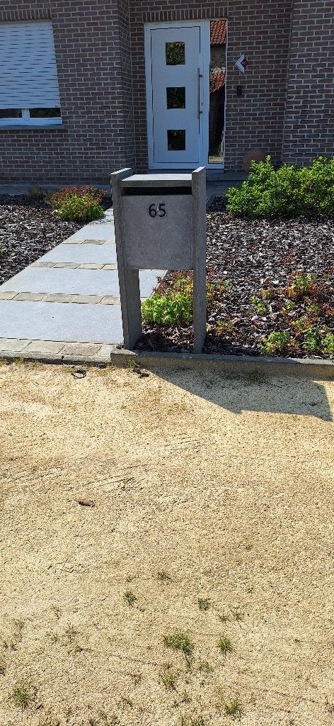 Brievenbus, Tuin en Terras, Brievenbussen, Ophalen, Gebruikt, Hardsteen, Staande brievenbus