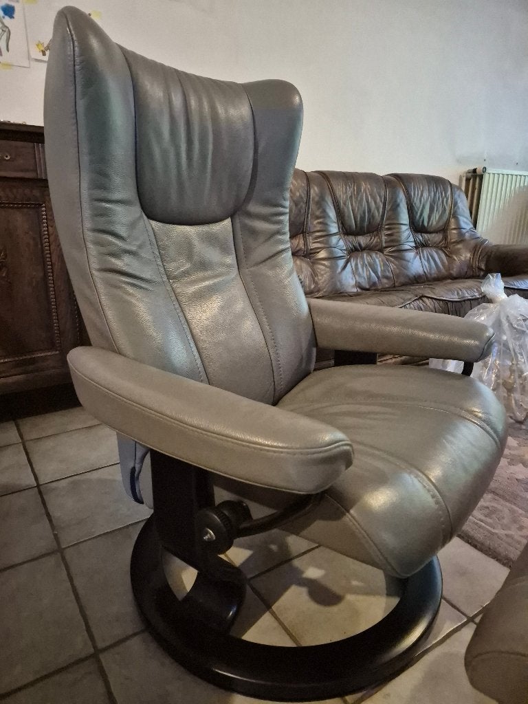 Ekornes Stressless Wing met bankje, Maison & Meubles, Fauteuils, Enlèvement, Utilisé, Bois