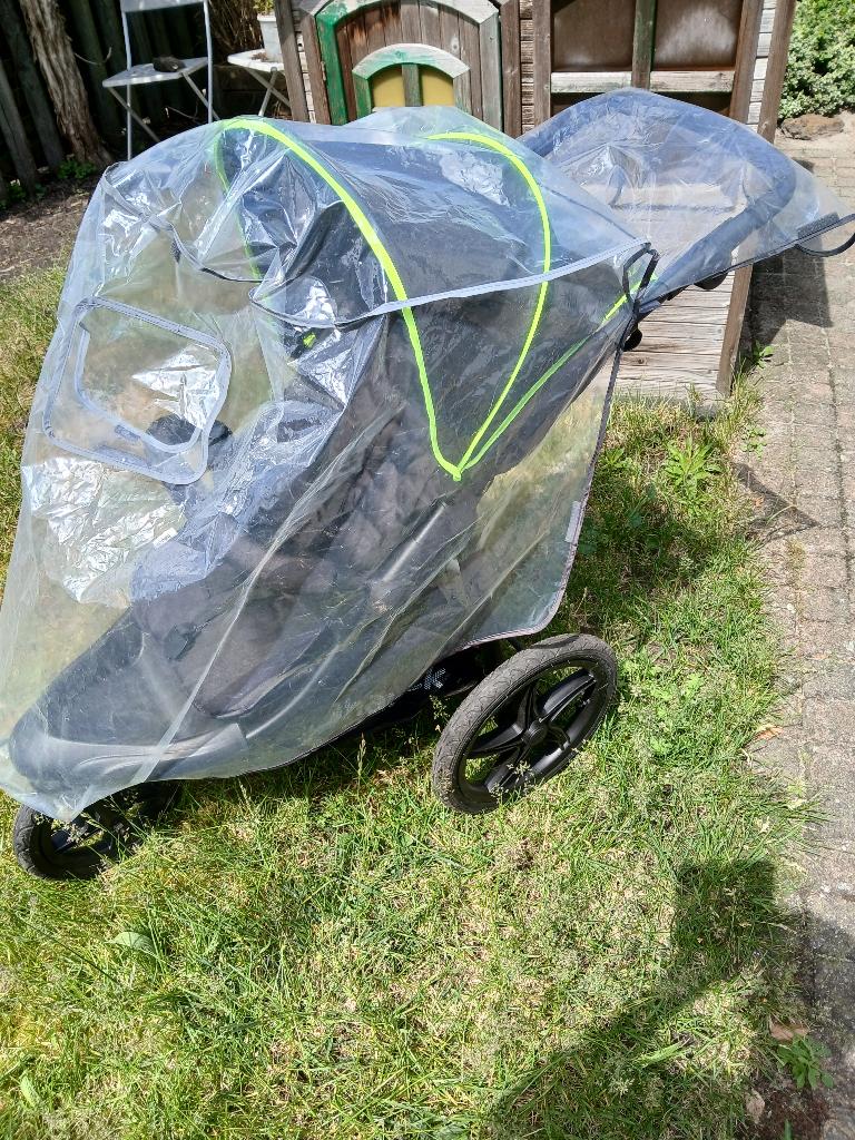 Kinderbuggy 3 wielen Hauck, Kinderen en Baby's, Buggy's, Ophalen, Zo goed als nieuw, Overige merken, Regenhoes