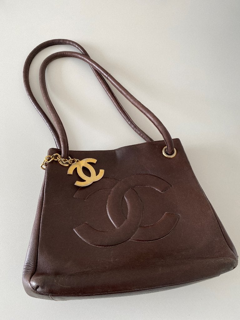 Vintage lederen handtas Chanel, Handtassen en Accessoires, Tassen | Damestassen, Ophalen, Gebruikt, Bruin, Handtas