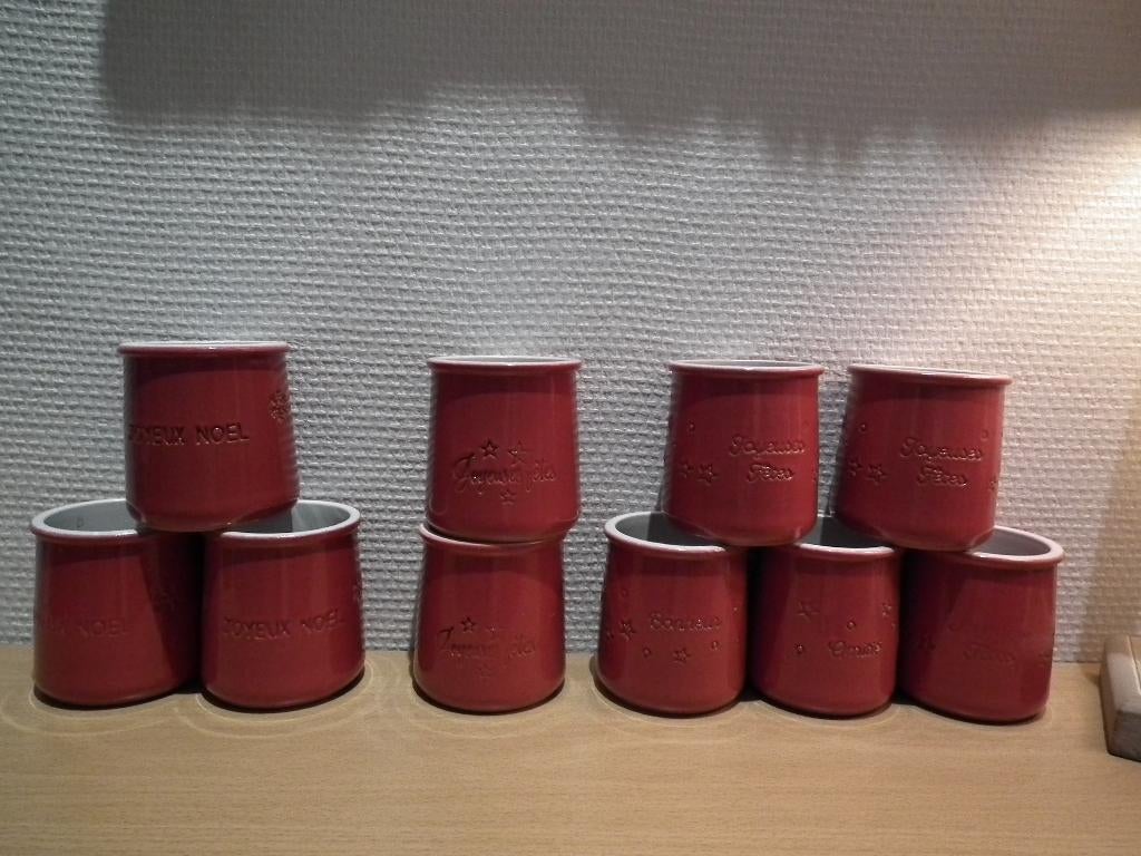 Set van 10 rode potten (hoogte 7,5/diameter 6,5 cm), Verzenden, Rond, Binnen, Zo goed als nieuw