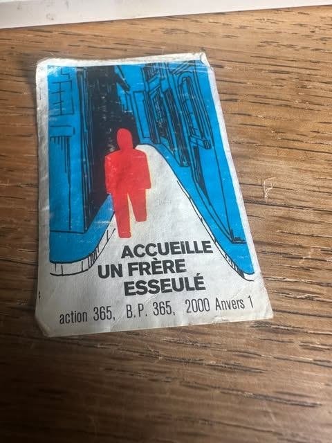étiquette de boîte d'allumettes accueille un frère esseulé, Boîtes ou marques d'allumettes, Info@acckfir.is, Enlèvement ou Envoi