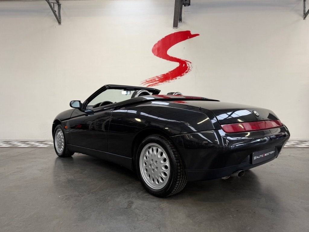 ALFA ROMÉO SPIDER 2.0I TWINSPARK (OLDTIMER), Auto's, Alfa Romeo, 1970 cc, Cabriolet, Spider, Zwart