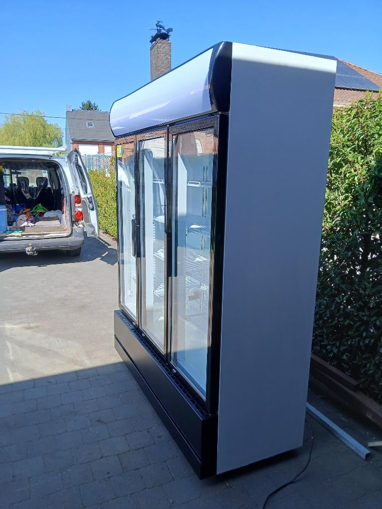 Vitrine koelkast, Elektronische apparatuur, Koelkasten en IJskasten, Zo goed als nieuw, Zonder vriesvak, 160 cm of meer, Ophalen