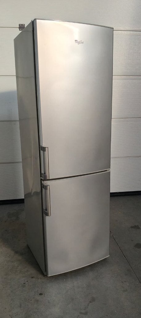 Whirlpool koel-vriescombinatie Vrijstaand 320 L A+, Elektronische apparatuur, Koelkasten en IJskasten, Ophalen, Gebruikt, 200 liter of meer