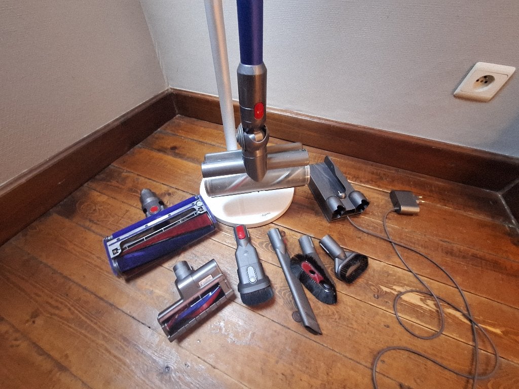 Dyson V11 animal, Elektronische apparatuur, Ophalen, Dyson, Niet werkend, Geschikt voor tapijt